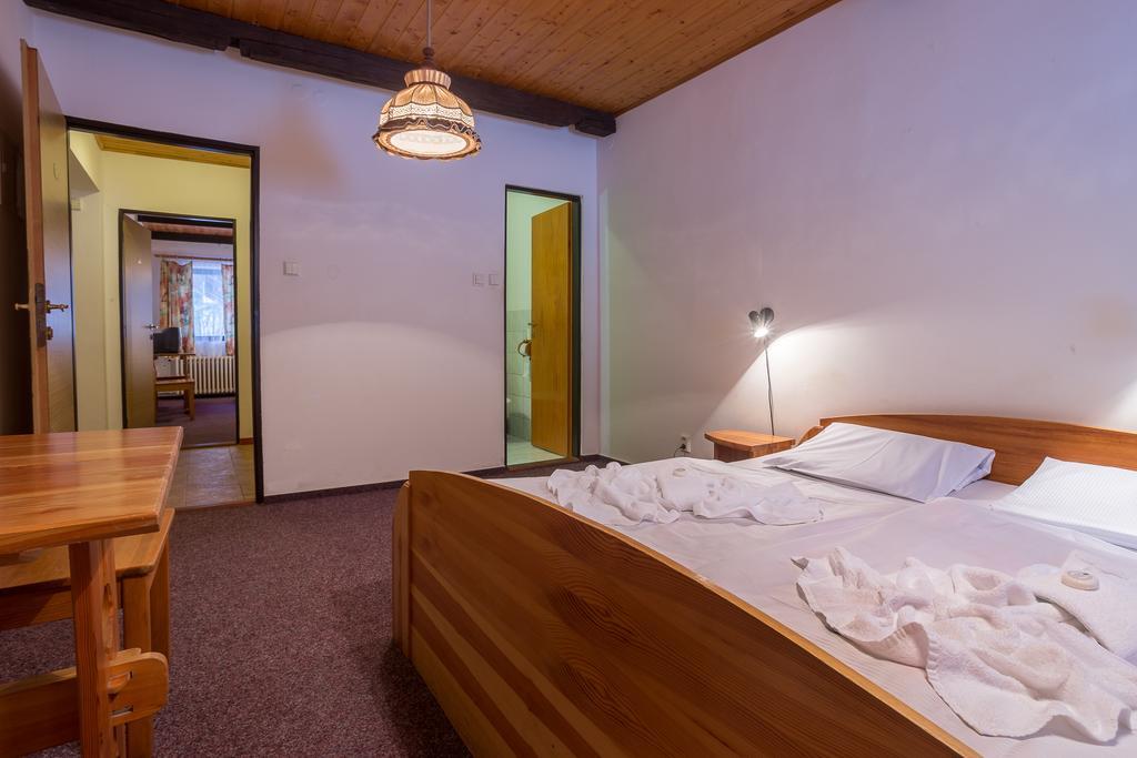 Horska Chata Koliba Mariënbad Buitenkant foto